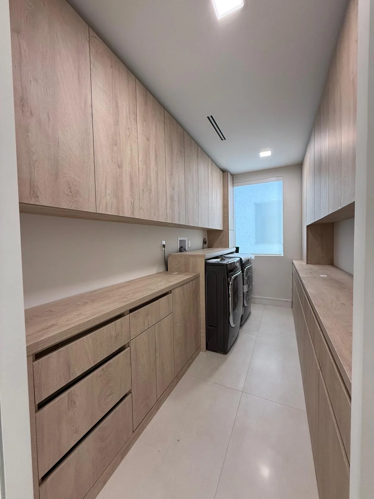Laundry Rooms & Wall Beds